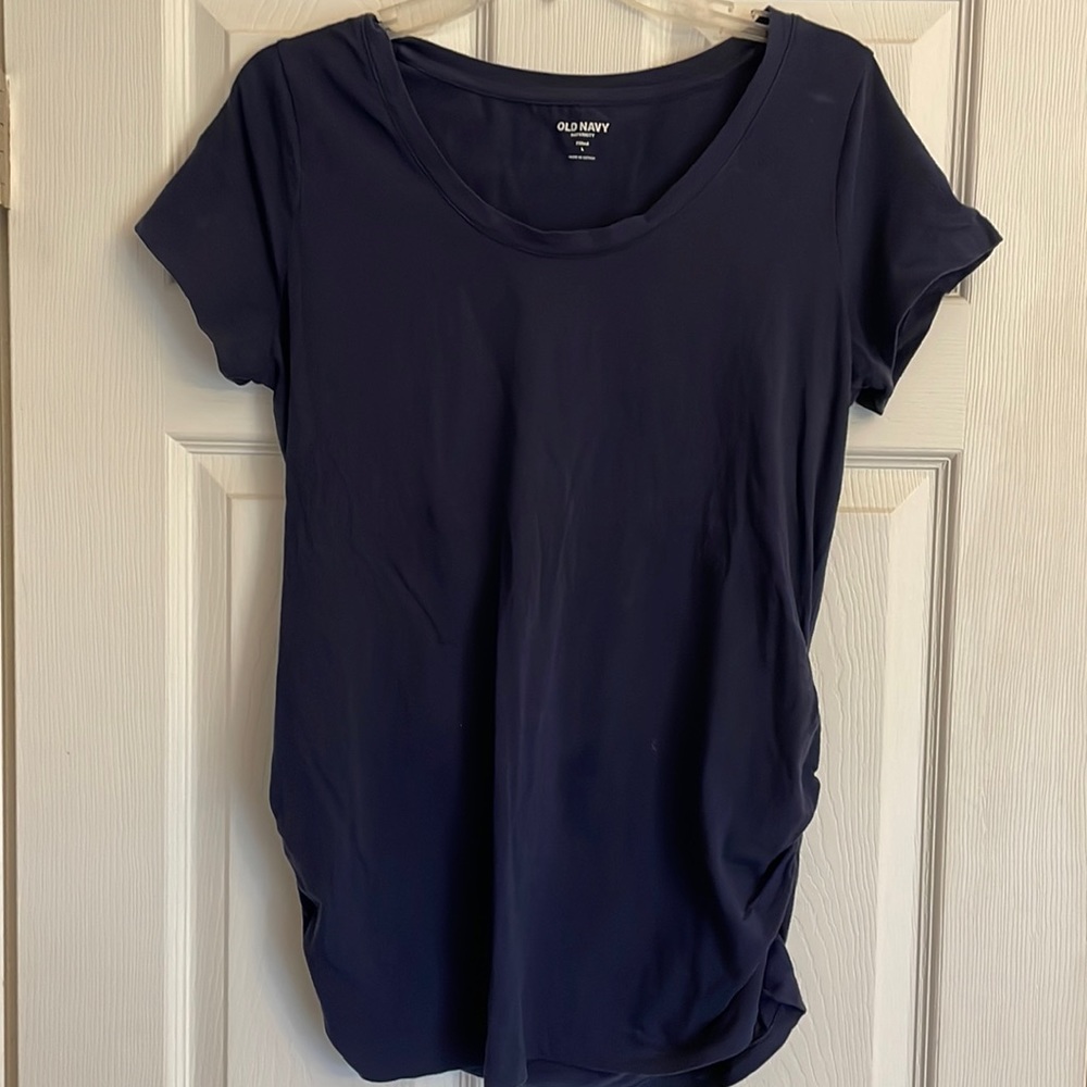 Navy scoop neck fitted maternity tshirt